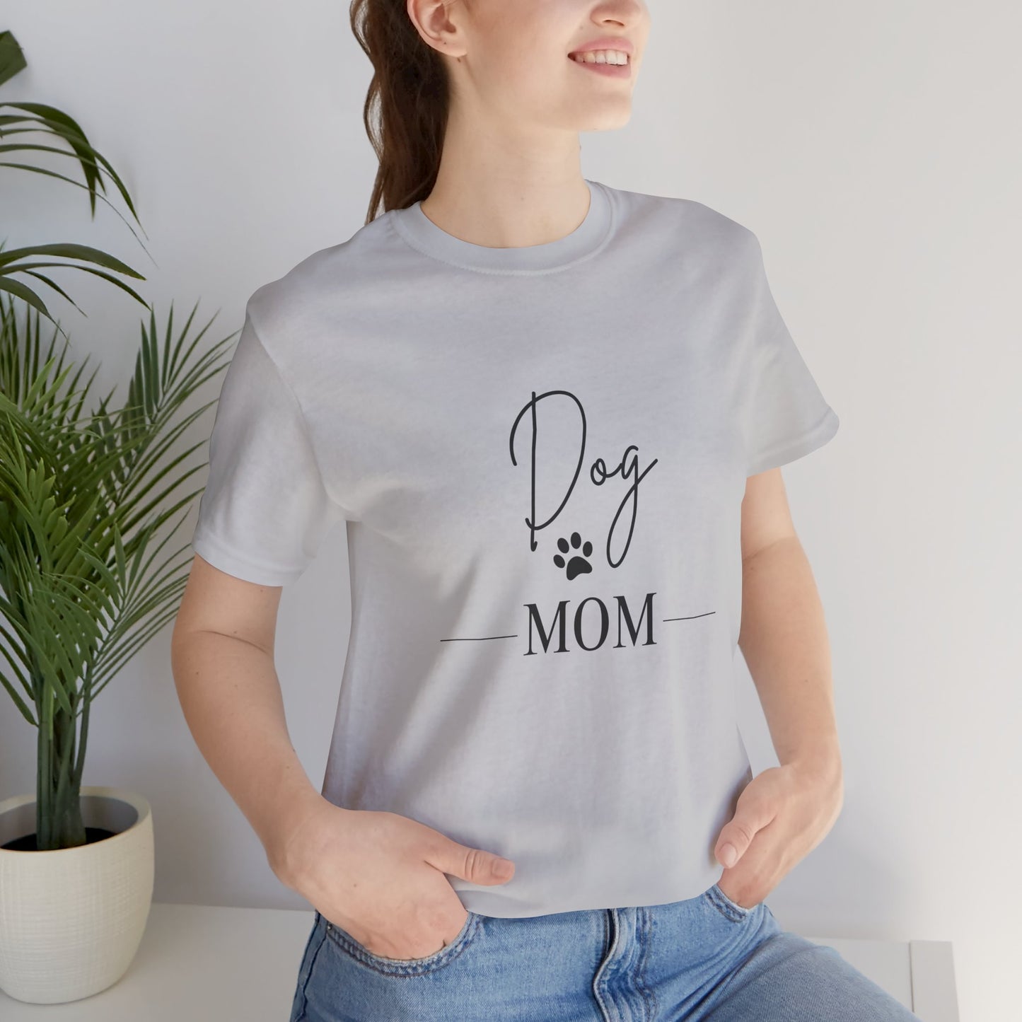 Dog Mom Unisex Jersey Tee - Perfect Gift for Dog Lovers