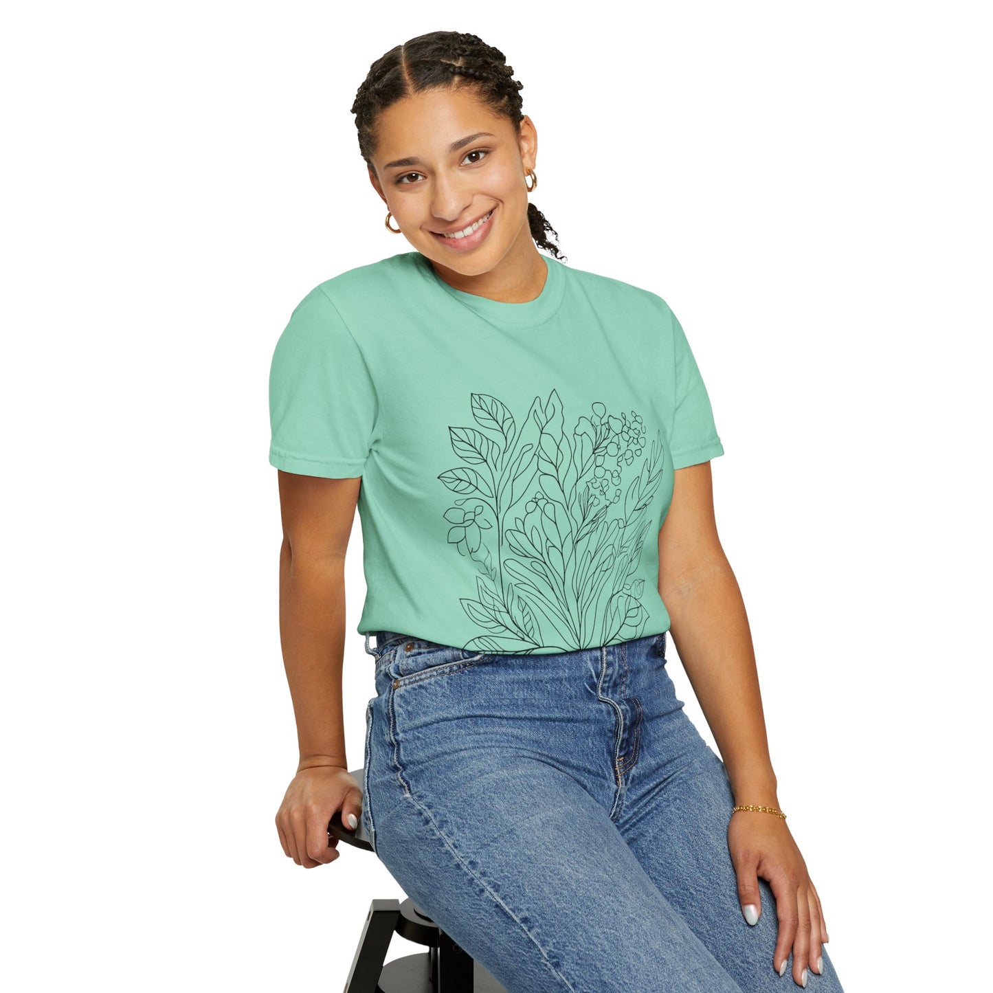 Botanical Line Art Unisex T-Shirt - Eco-Friendly Floral Design